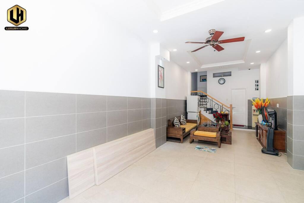 Luxury Home Sai Gon 2 Хошимин Экстерьер фото
